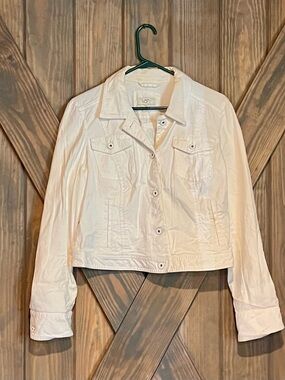 LOFT Women's white Button-Front Jean Jacket